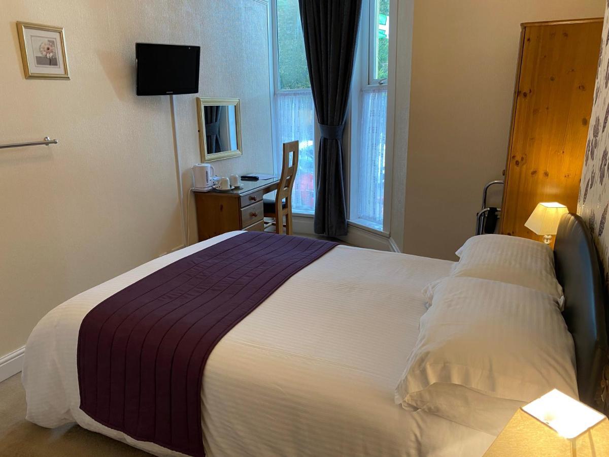 Bed & Breakfast Court 4*