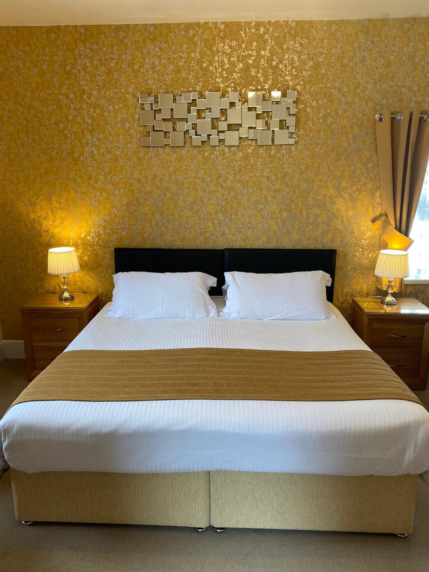 Court Bed & Breakfast 4*
